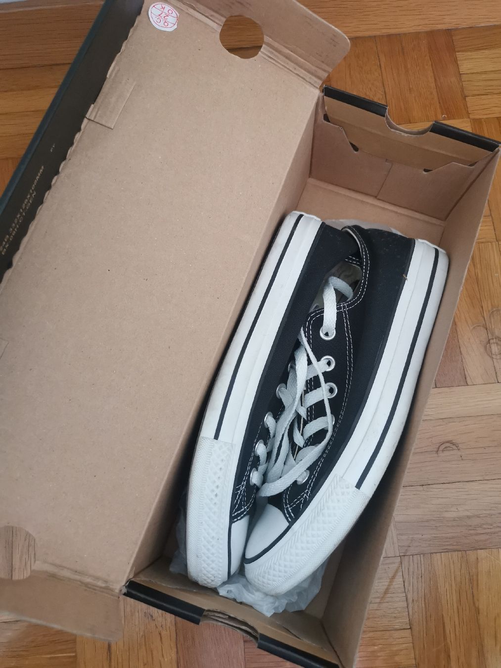 Chaussures hommes: Converses basses noires EU40 – D'occasion à meggen par VICCHLU 3