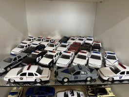 Grosse Sammlung Polizeiautos