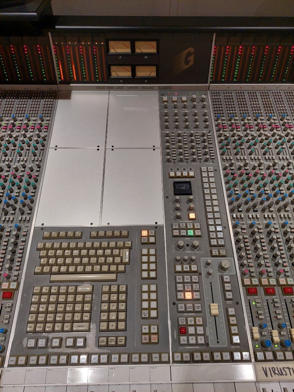 Solid State Logic Platines de mixage: Solid State Logic SSL SL 4000 G Series 32-Kanal Mischpult – D'occasion à Bern par archer.hostettler 2