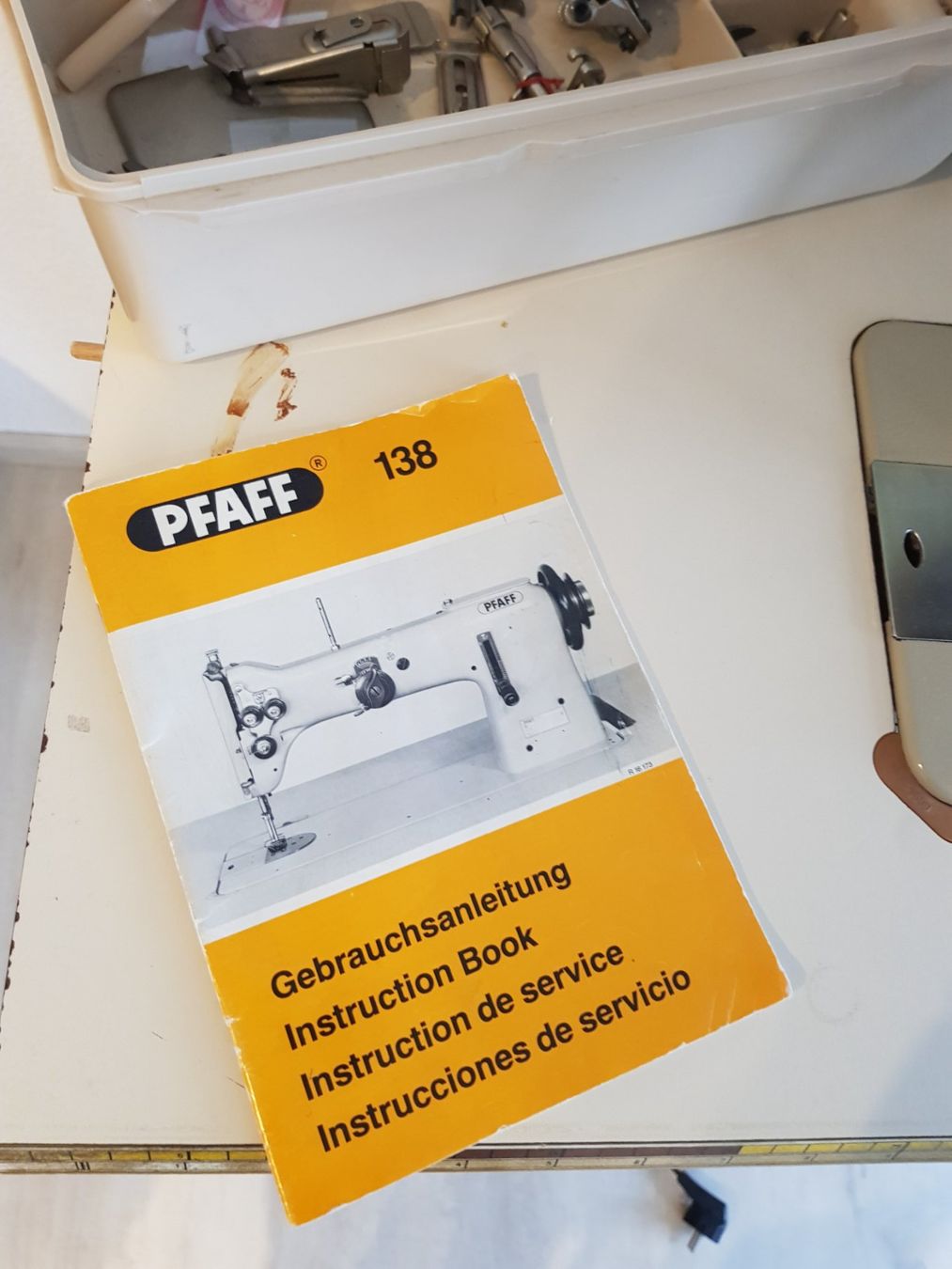 Pfaff Macchine da cucire: Nähmaschine Pfaff 138 – Usato da Uhwiesen venduto da buleyupi 4