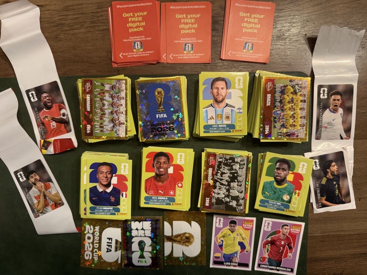 Panini Sammelbilder & Trading cards: über 700 Panini 2026 Sticker – Neu und originalverpackt aus St. Gallen von jennu7