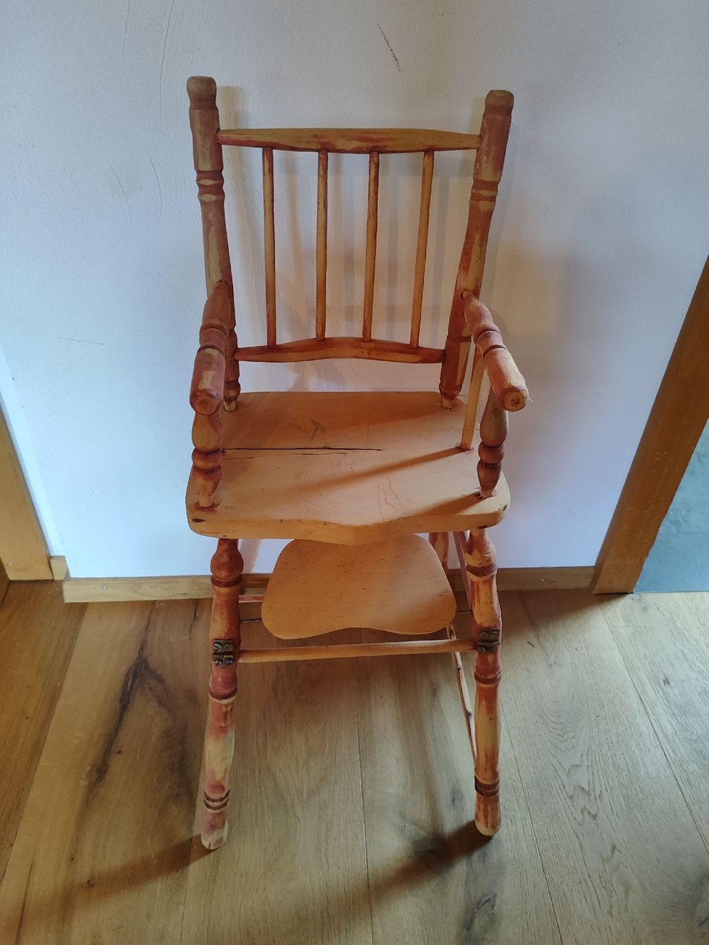 Bambole: Antiker Puppenstuhl – Usato da Utzigen venduto da Jaso91