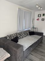 Ecksofa dunkelgrau gute Grösse funktional