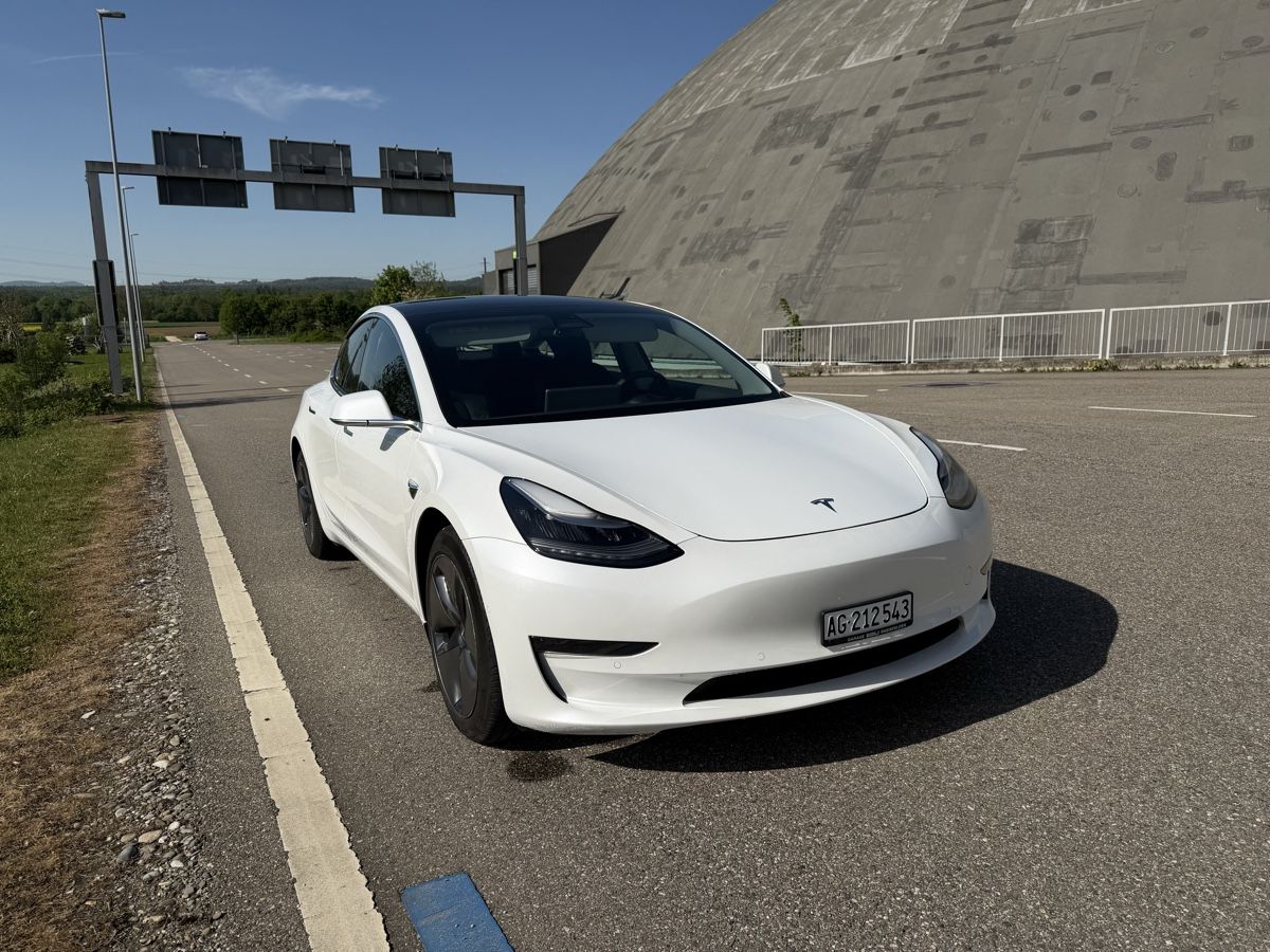 Tesla Autos: Tesla Model 3 Long Range – Gebraucht aus Eiken von hipopo 3