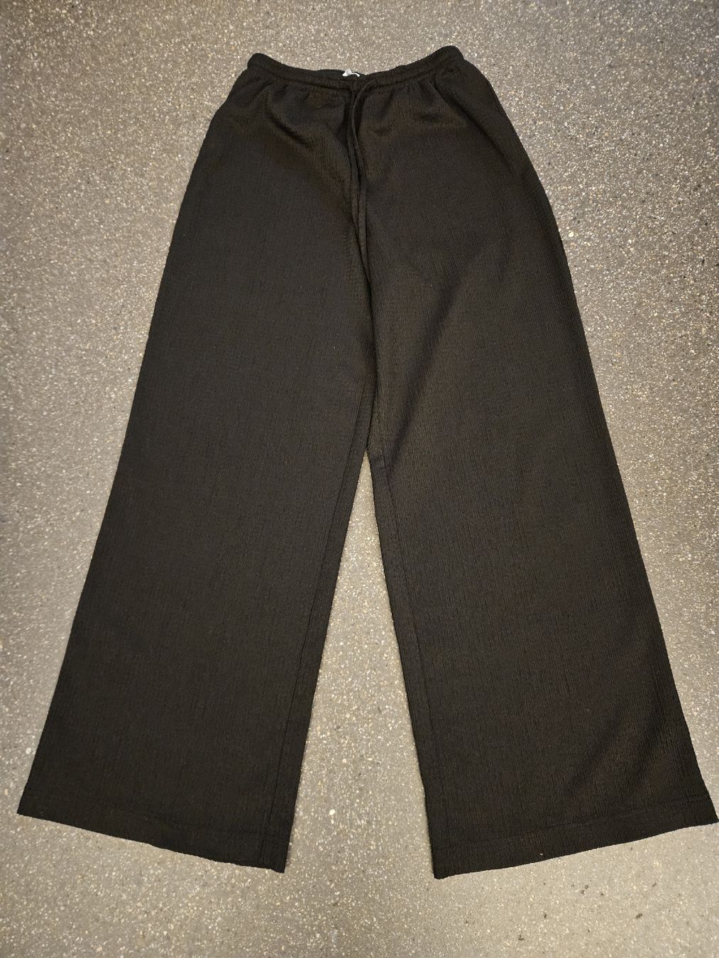 H&M Pantaloni: H&M Hose Schwarz Grösse S – Nuovo (secondo la descrizione) da Anwil venduto da tamoos