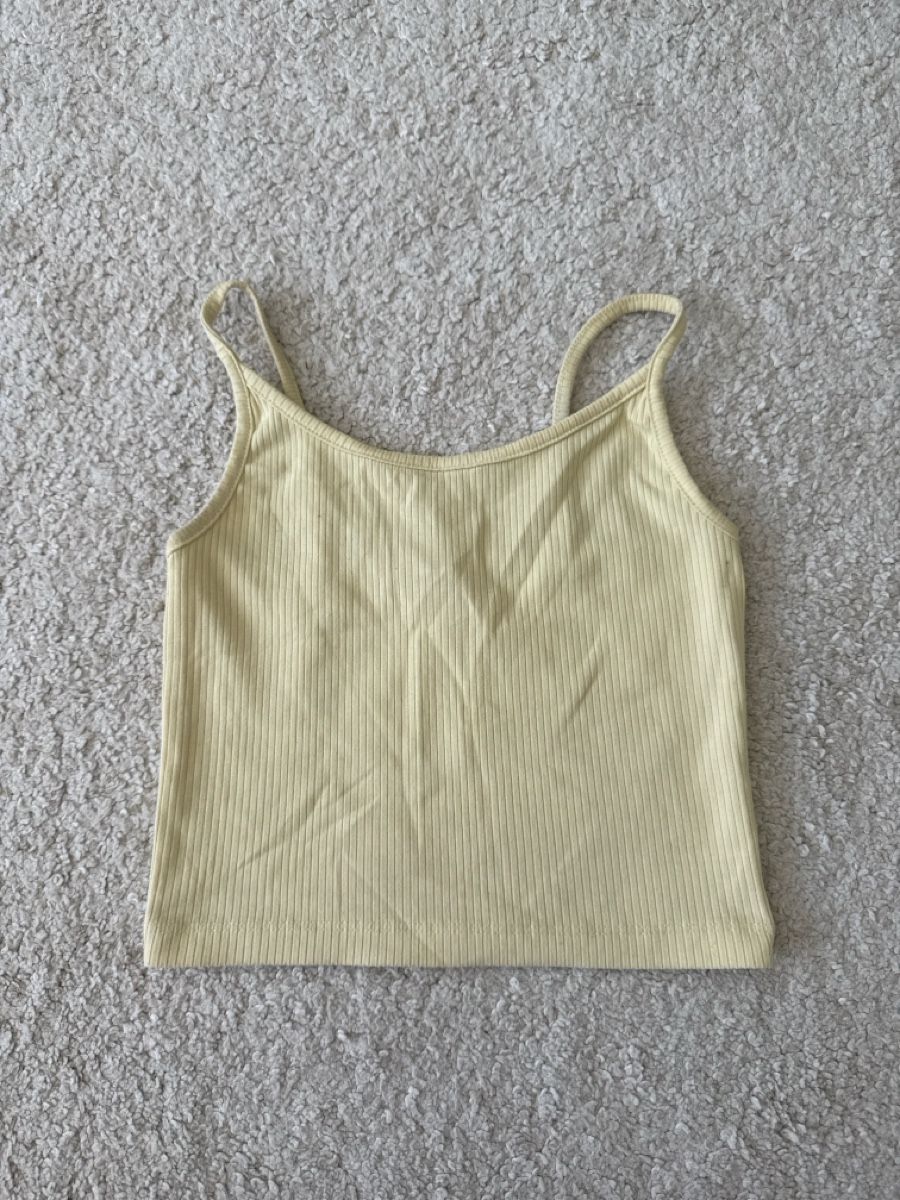 Tops: Buttergelbes Top – Gebraucht aus St. Niklausen LU von car_2562