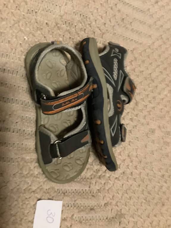 Scarpe per ragazzi: Sandalen Gr. 30 (+ gratis Glogs) – Usato da Lausen venduto da Re4649 1