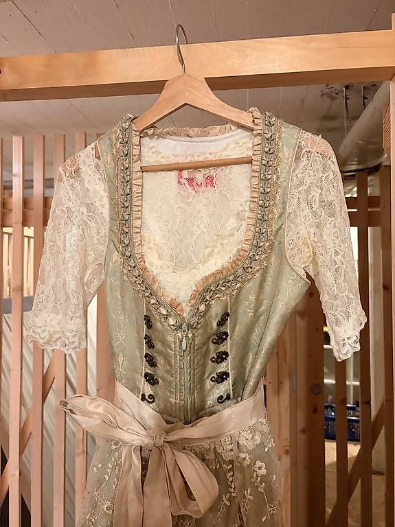 Robes: Krüger Dirndl  – D'occasion à Bern par wie_vb86 1