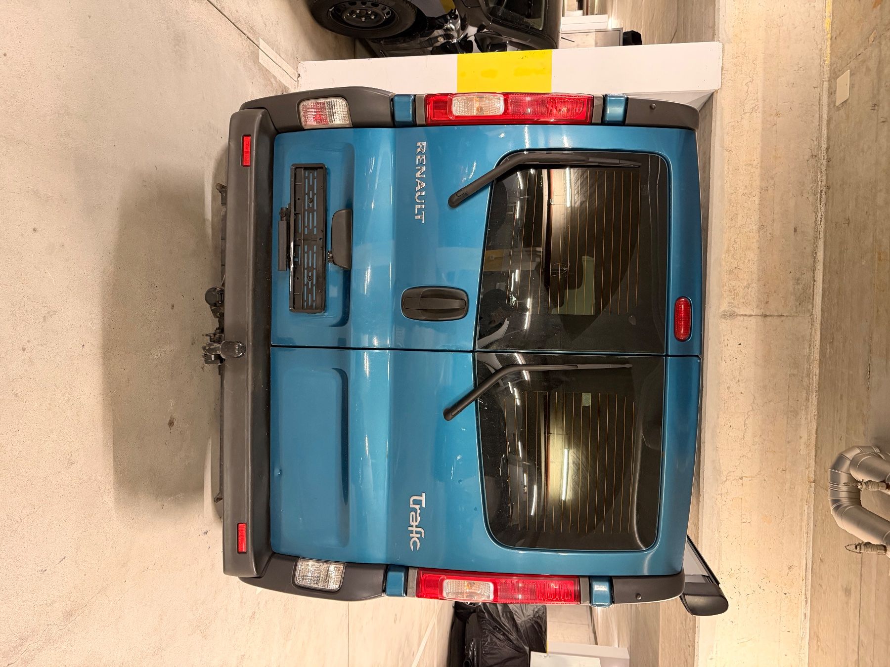 Renault Autos: Renault Trafic Camper Ausbau, Standheizung, Top Zustand! – Gebraucht aus Ebikon von ach_plx8 7