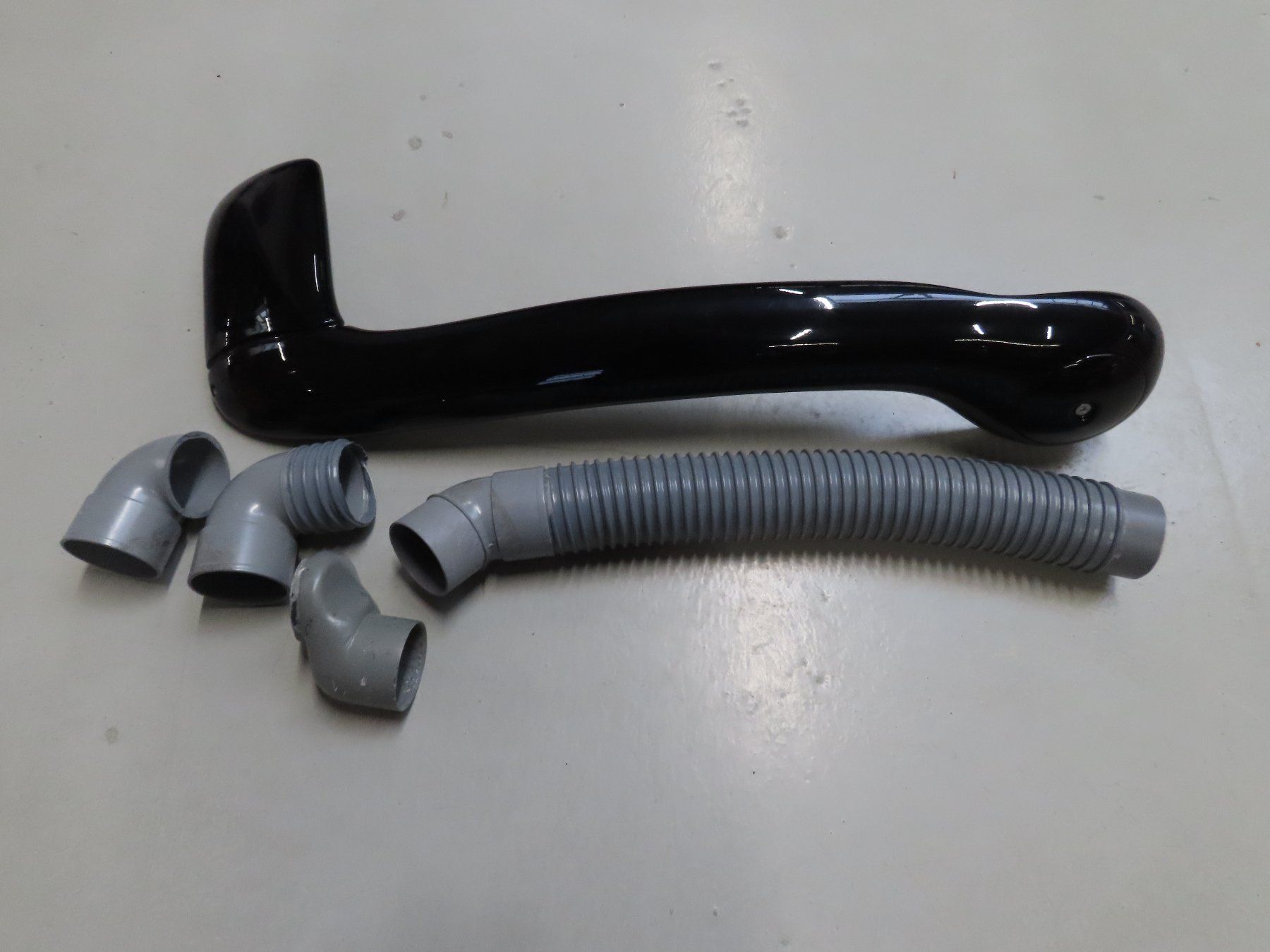 Volkswagen Tutti i ricambio: Snorkel VW T5/T6(Schwarz) – Nuovo (secondo la descrizione) da Alpnach-Dorf venduto da Hess-Automobile