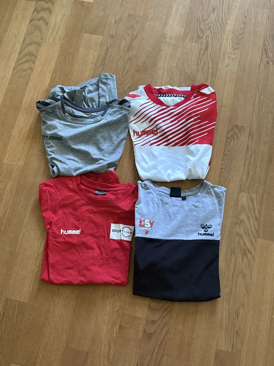 Kleiderpakete: Kleiderpaket Handballkleider – Gebraucht aus Gümligen von cir_75ch 1