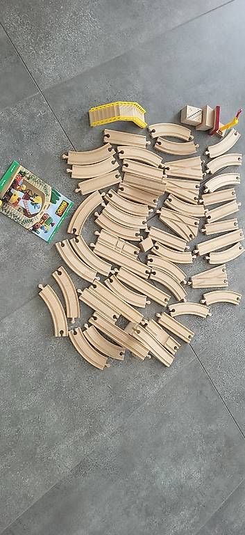 Giocattoli: Brio Holzeisenbahn  – Usato da Thundorf venduto da cla_kz8x