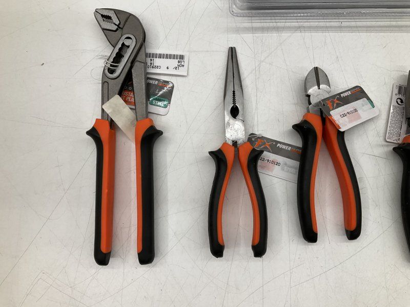 Alle Werkzeuge: 5tlg Werkzeug-Set mit Zangen – Neu und originalverpackt aus Kehrsatz von CIVOMILES 2