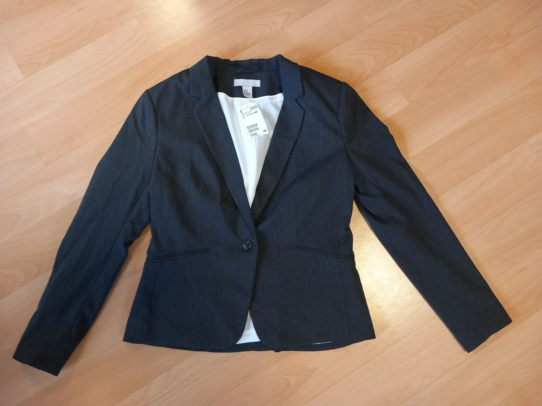 H&M Anzüge & Kostüme: neuer Blazer von H&M Gr. 42 – Neu und originalverpackt aus Herznach von ann_jnm8