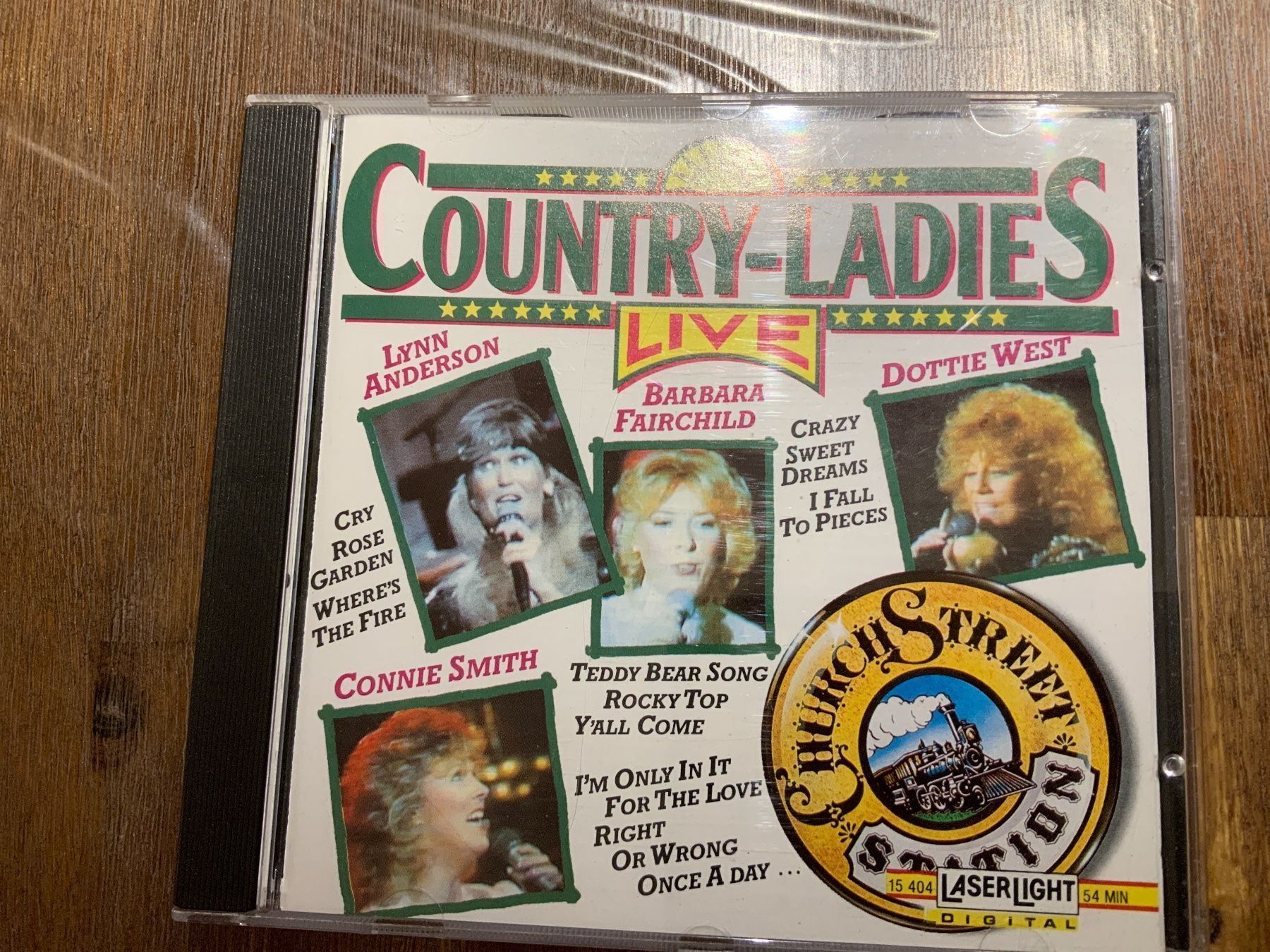 CD: Country-Ladies, Live, CD – Usato da Uster venduto da Macita56