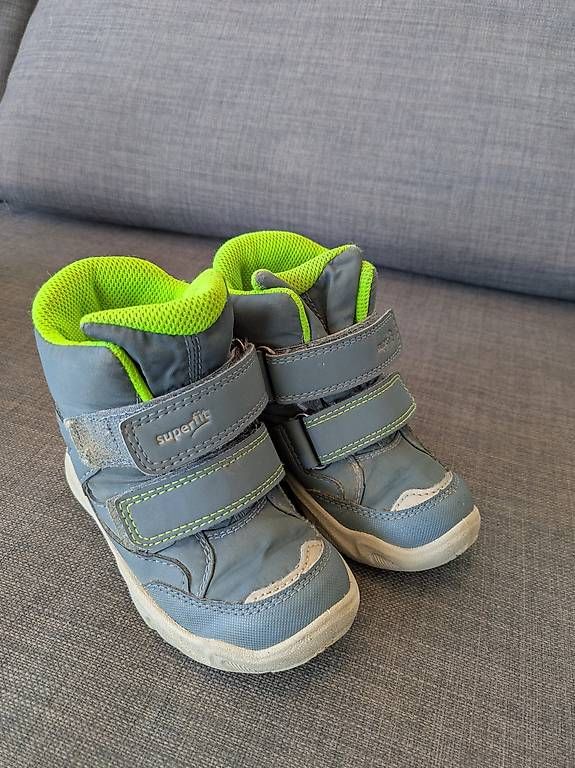 Scarpe per ragazzi: Superfit Winterschuhe Grösse 23 Weit – Usato da Stäfa venduto da FloStauf