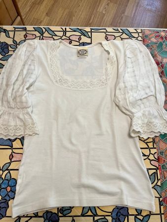Trachtenbluse