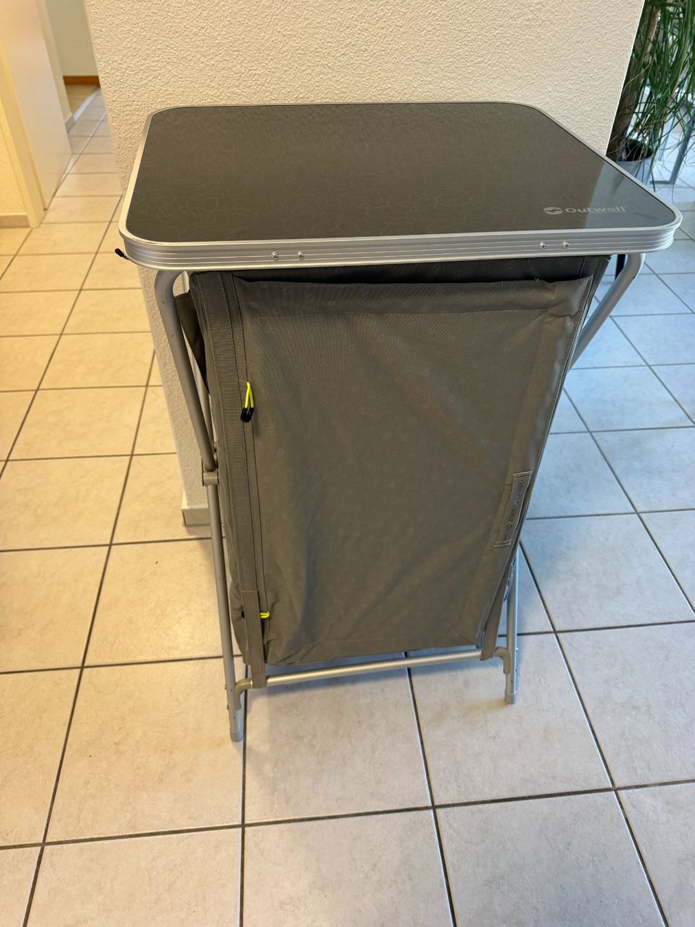 Outwell Schränke: Outwell - Campingschrank – Gebraucht aus Ennetmoos von wilk-inson 1