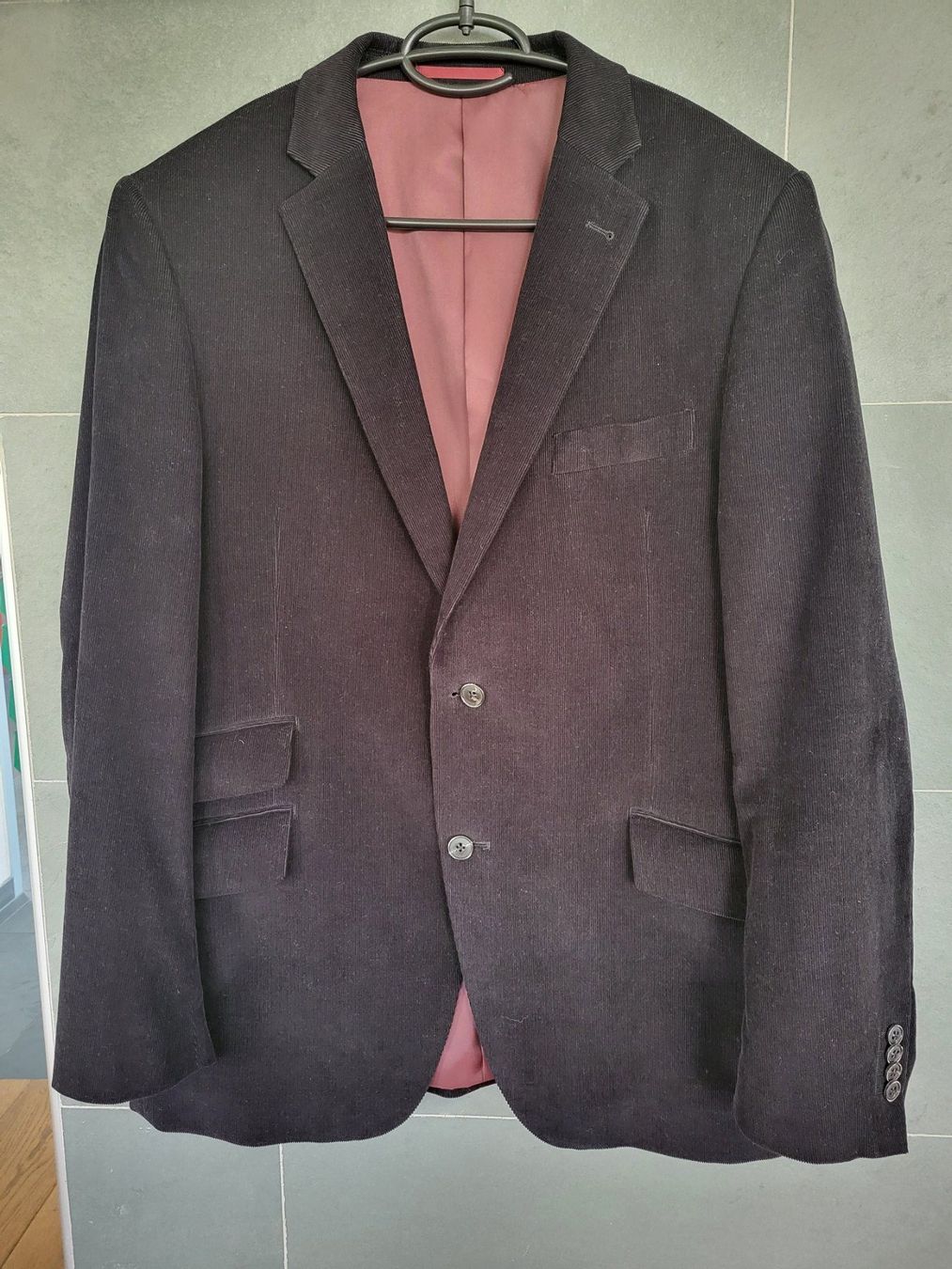Giacche: Schwarzes Cord-Jackett, Herbst-Look, Grösse 54 – Usato da Rünenberg venduto da Bille77