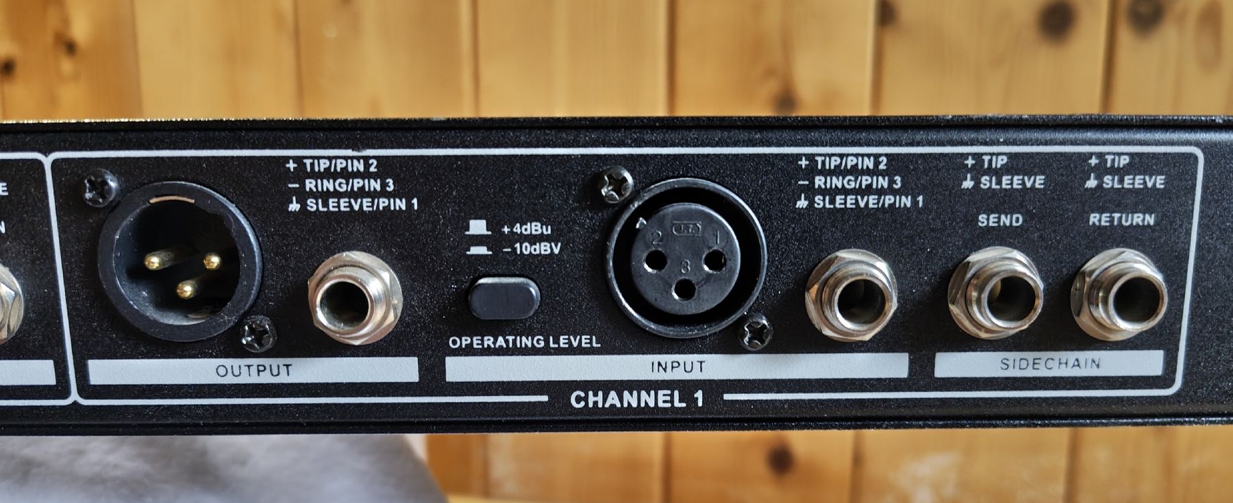 Egaliseurs: Alto CLE 2.0 COMP/LIMITER/GATE – D'occasion à Grandevent par Skineur 3