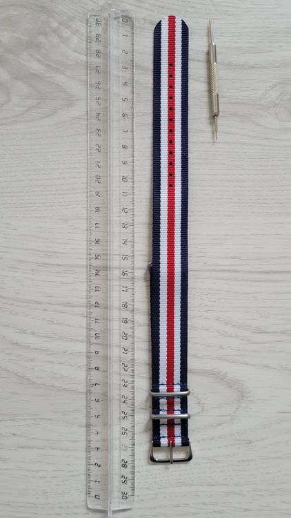NATO Rouge, blanc bleu 22 mm 3