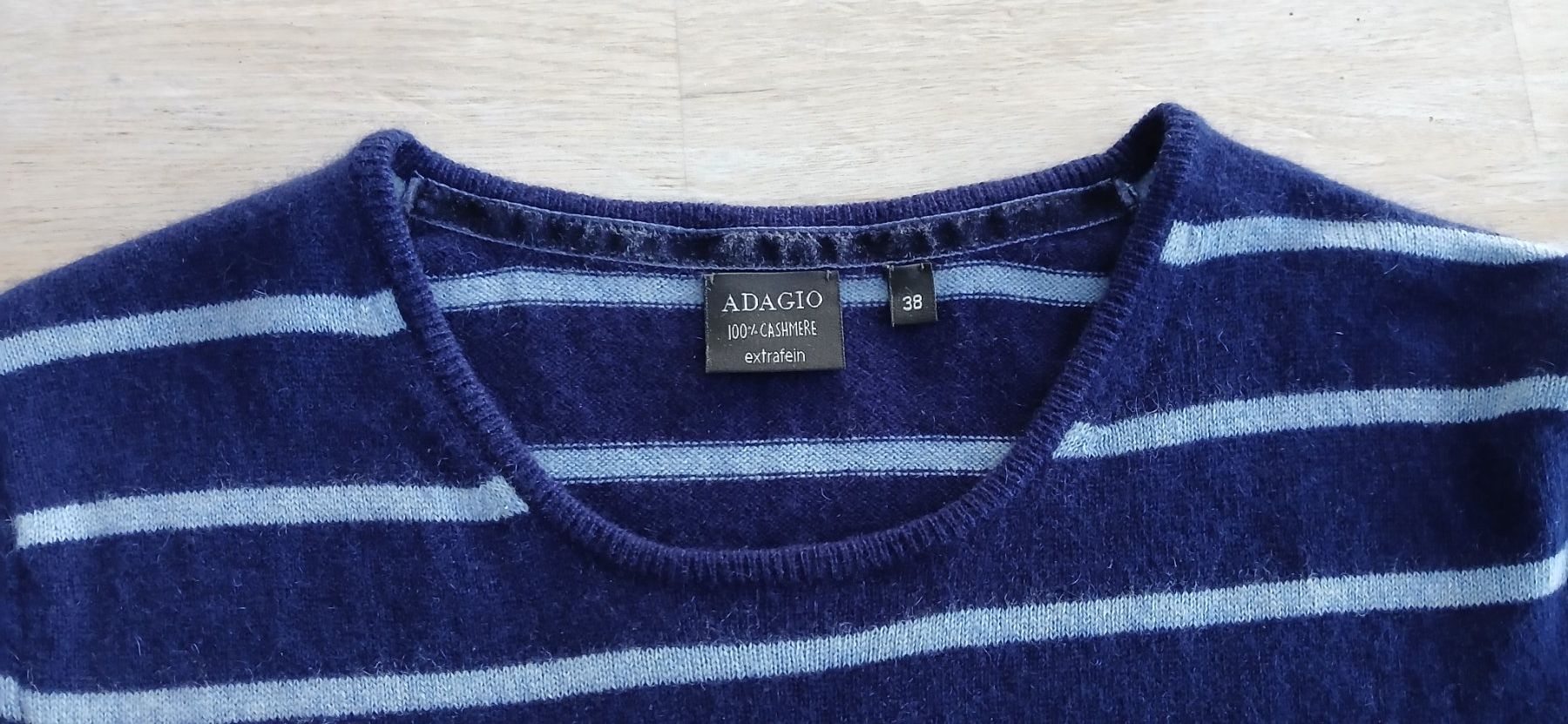 Maglioni & Felpe: Adagio Pullover Kaschmir gestreift blau Grösse 38 gebraucht – Usato da Winterthur venduto da ste_6ggl 1