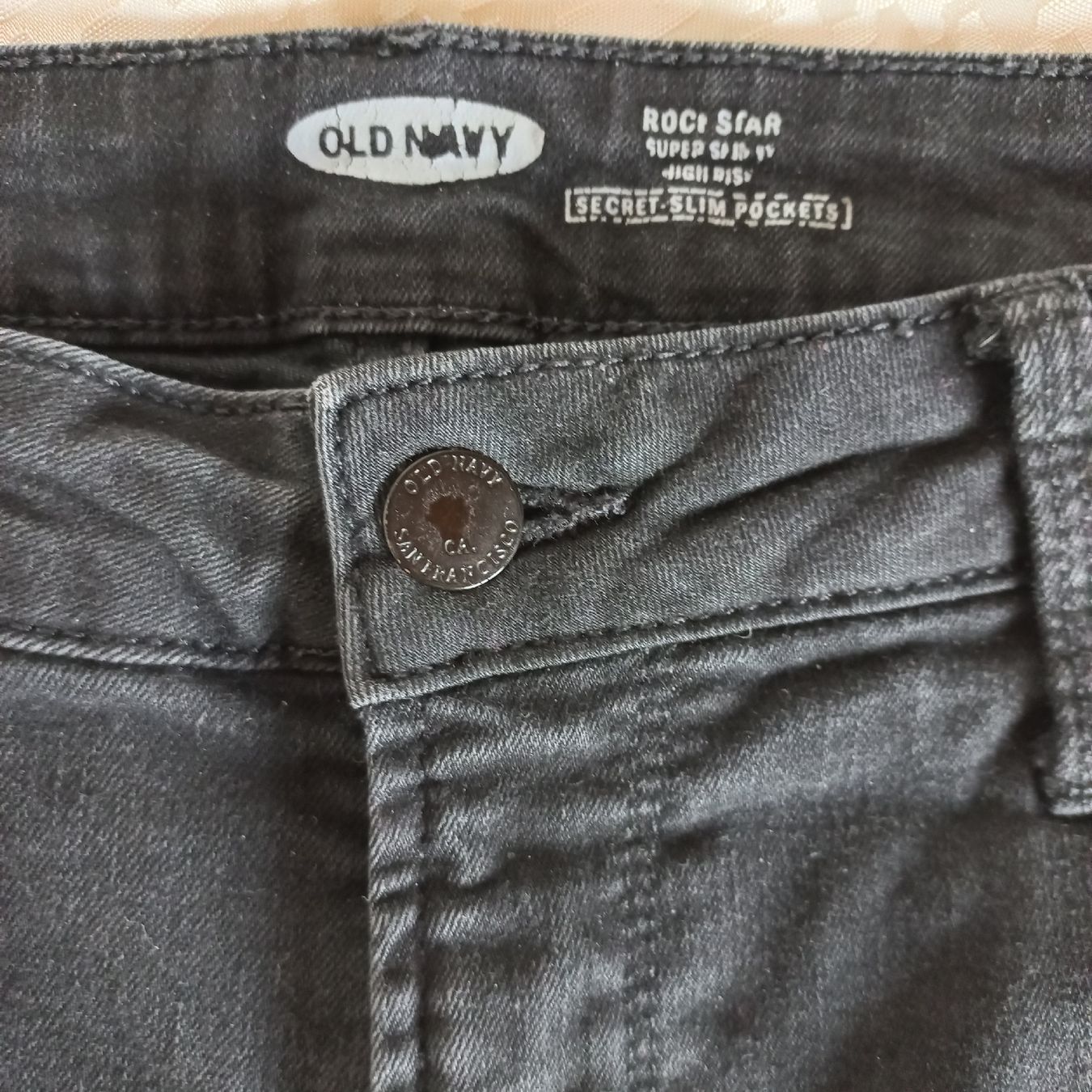 Hosen: Pantalon Old Navy noir taille 40 – Gebraucht aus Dompierre FR von fat_xth5 2