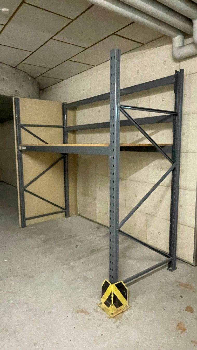 Scaffali: Schwerlastregal Globag Industrie Regal grau gebraucht – Usato da Spreitenbach venduto da Famasuni 1