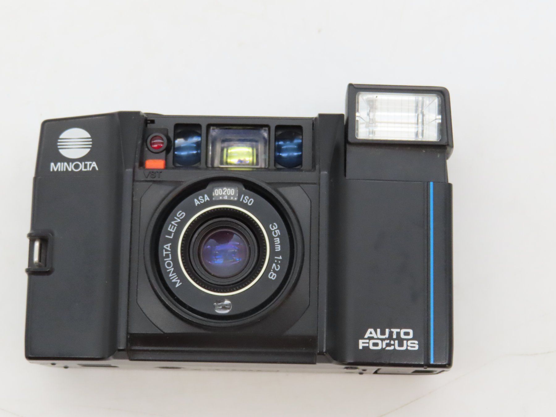 Minolta Fotocamera: Minolta Filmkamera mit Autofokus – Usato da Reinach BL venduto da WBZ-Flohmarkt 1