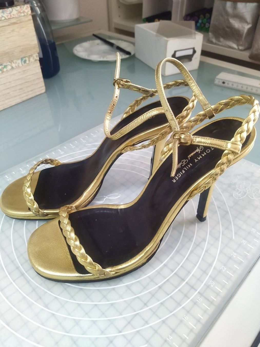 Tommy Hilfiger Scarpe da donna: Tommy Hilfiger gold 38 – Usato da Figino venduto da Palotta 6