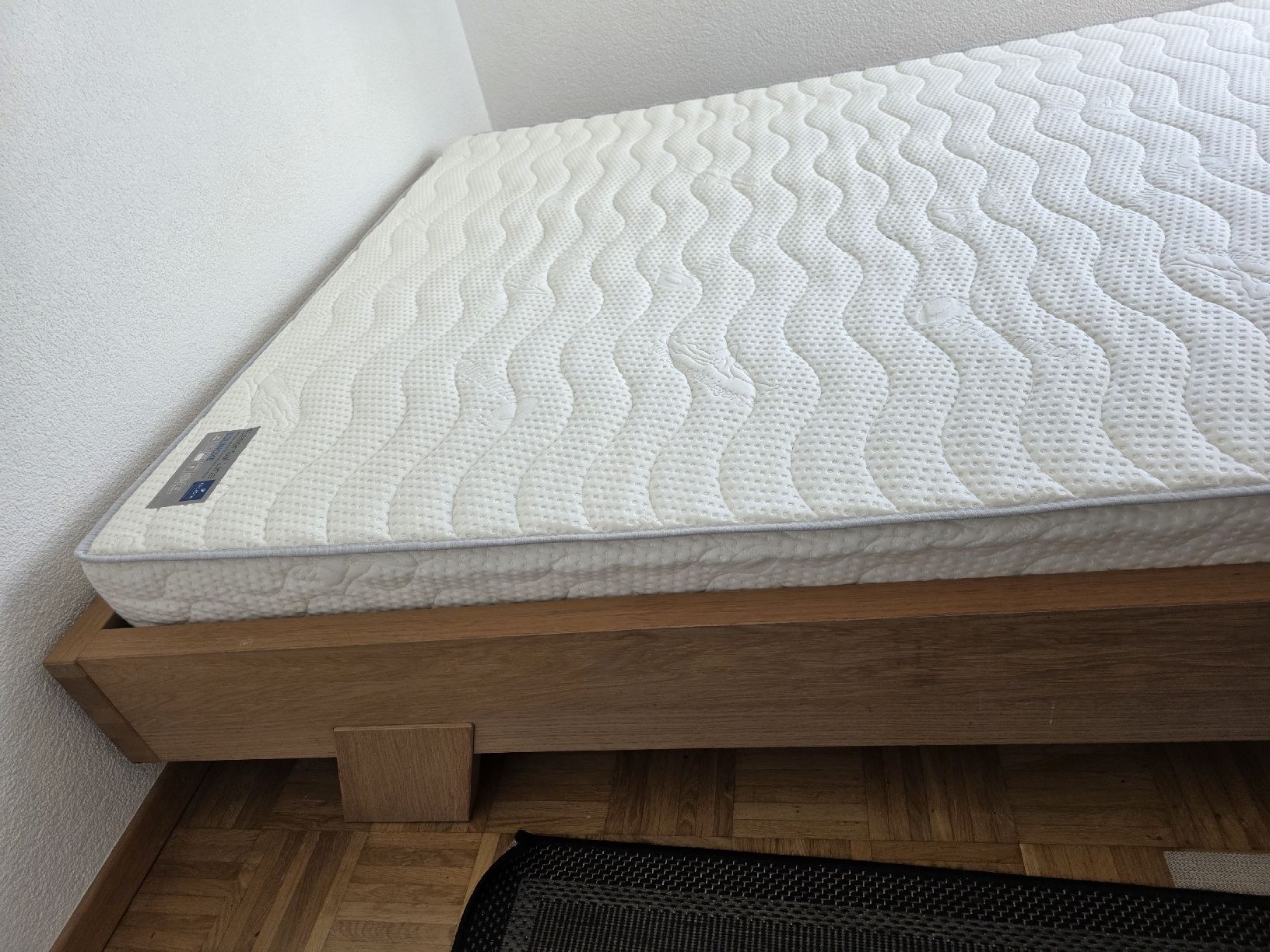Letti: 160cm X 200cm Bed for sale – Usato da Sierre venduto da abe_fl68 1