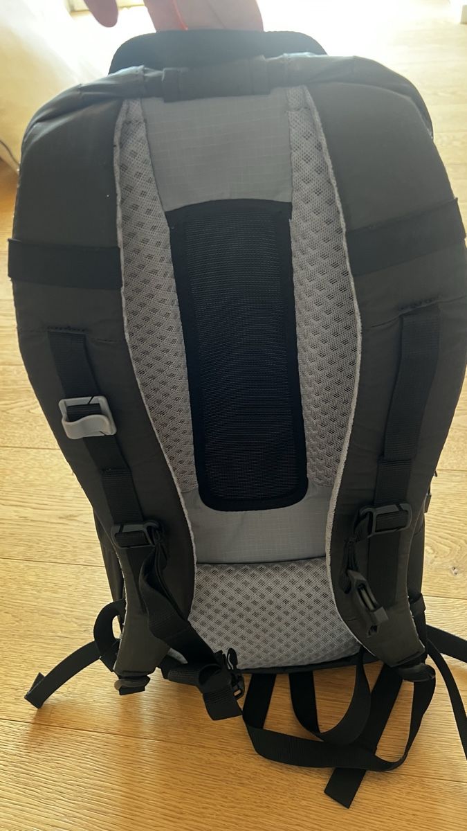 Sacs à dos: Wanderrucksack mit Trinksystem Halterung Schwarz – Neuf (Voir description) à Jona par Lili.lou 5