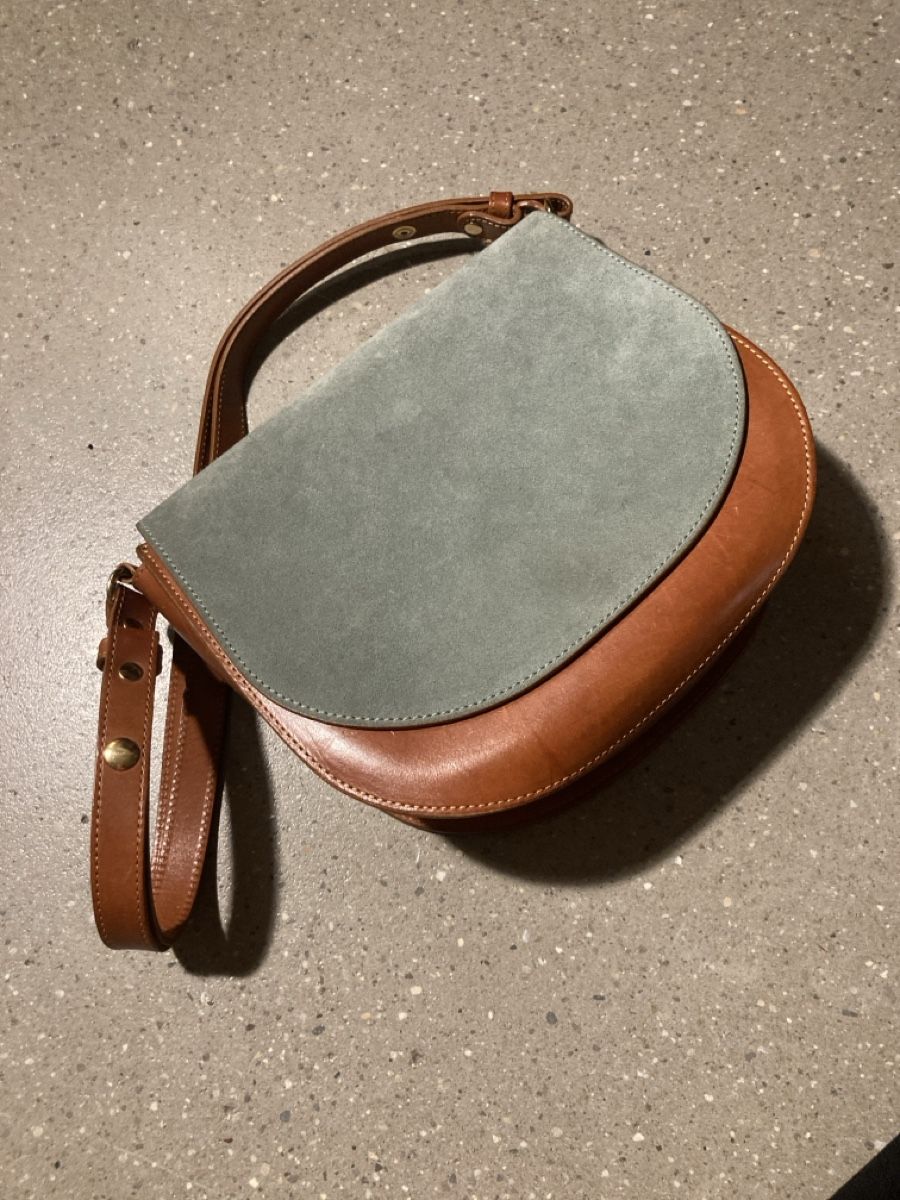 Closed Sacs femmes: Handtasche Closed – D'occasion à Zürich par aggfu