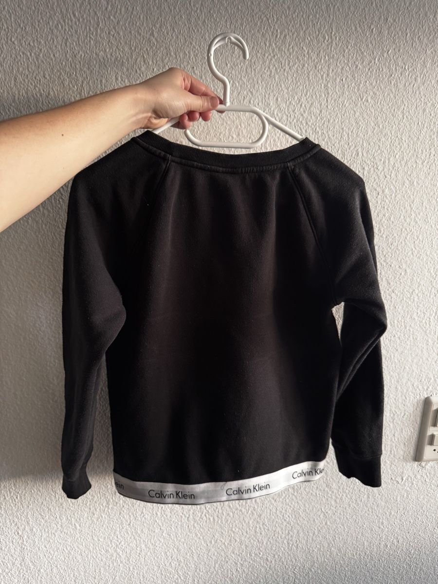 Calvin Klein Kleiderpakete: 🖤 Calvin Klein Set – Pullover & Hose – Gebraucht aus Niederbuchsiten von GreenGems 2
