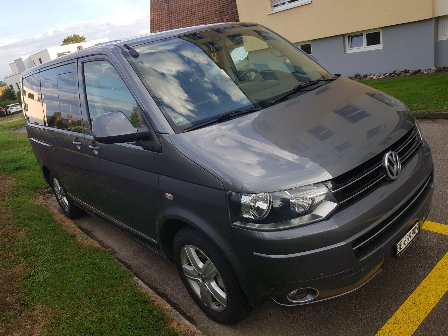 VW Veicoli da campeggio: VW T5 MULTIV. TDI 4M – Usato da Biel / bienne venduto da Sarouch9 4