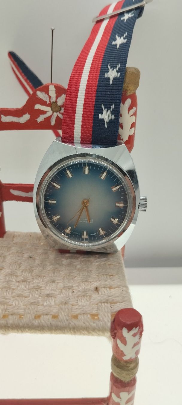 Orologi: Montre récupération – Usato da La Chaux-de-Fonds venduto da jac_9llg 1