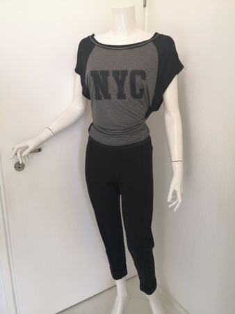 🤩 MANGO T-SHIRT GRAU-SCHWARZ & NYC-DRUCK