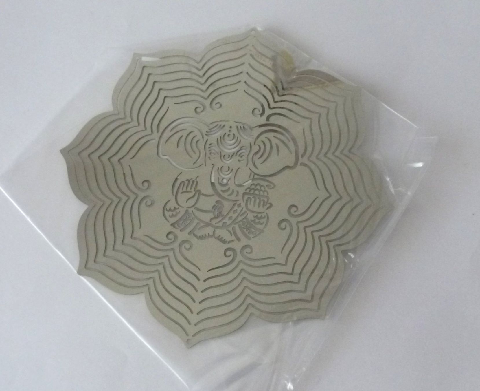 Altro in Decorazioni & Accessori: Mobile - Ganesha im Lotus 15 cm – Nuovo e nell'imballaggio originale da Mauren venduto da Yeelen 1