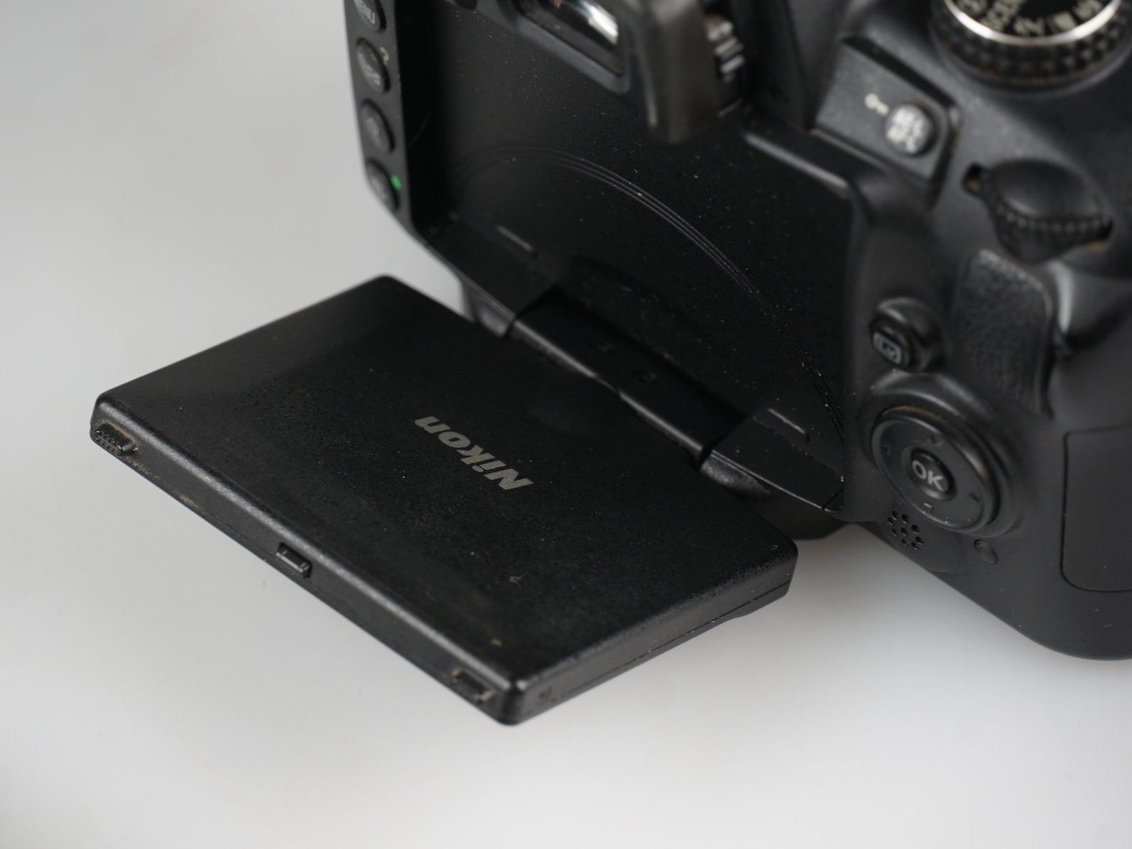 Nikon Fotocamera: Nikon D5000 12.3MP (DSLR-Digitalkamera) – Usato da Rüti ZH venduto da Restwert_Rueti_ZH 6