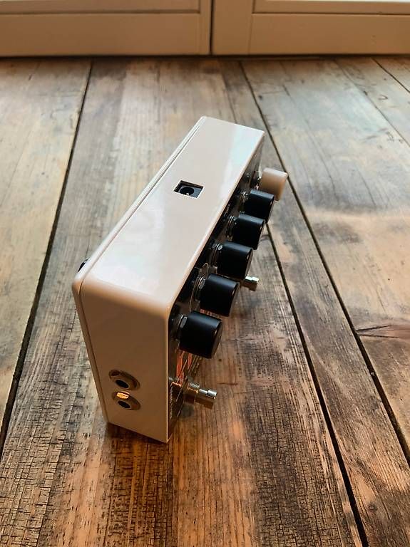 Strumenti musicali: Electro-Harmonix EHX Ring Thing – Usato da Weinfelden venduto da phi_7j97 2