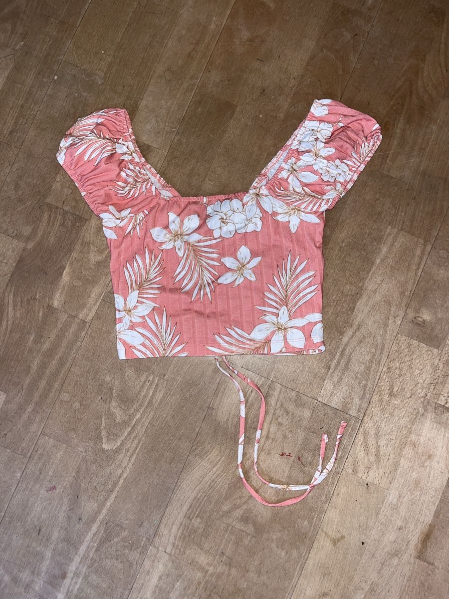 Top: Blumen Crop Top, Grösse M – Usato da Stäfa venduto da jo1735 2