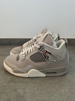 Nike Air Jordan 4 / Frozen Moments / Size 40 / NEW!