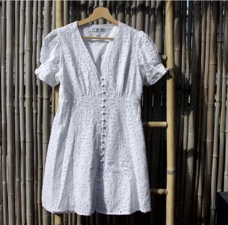 Kleid von Forever New Petit Gr. 38, neuwertig