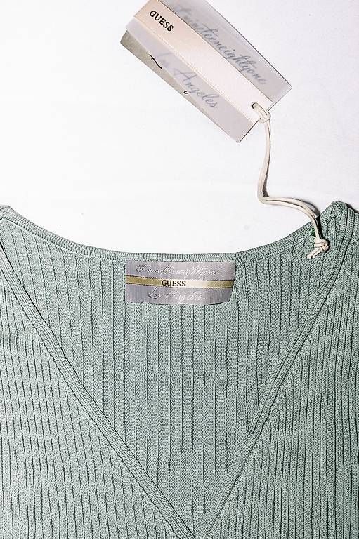 Vestiti: GUESS Bodycon Kleid – Usato da Dübendorf venduto da Leona.R 3
