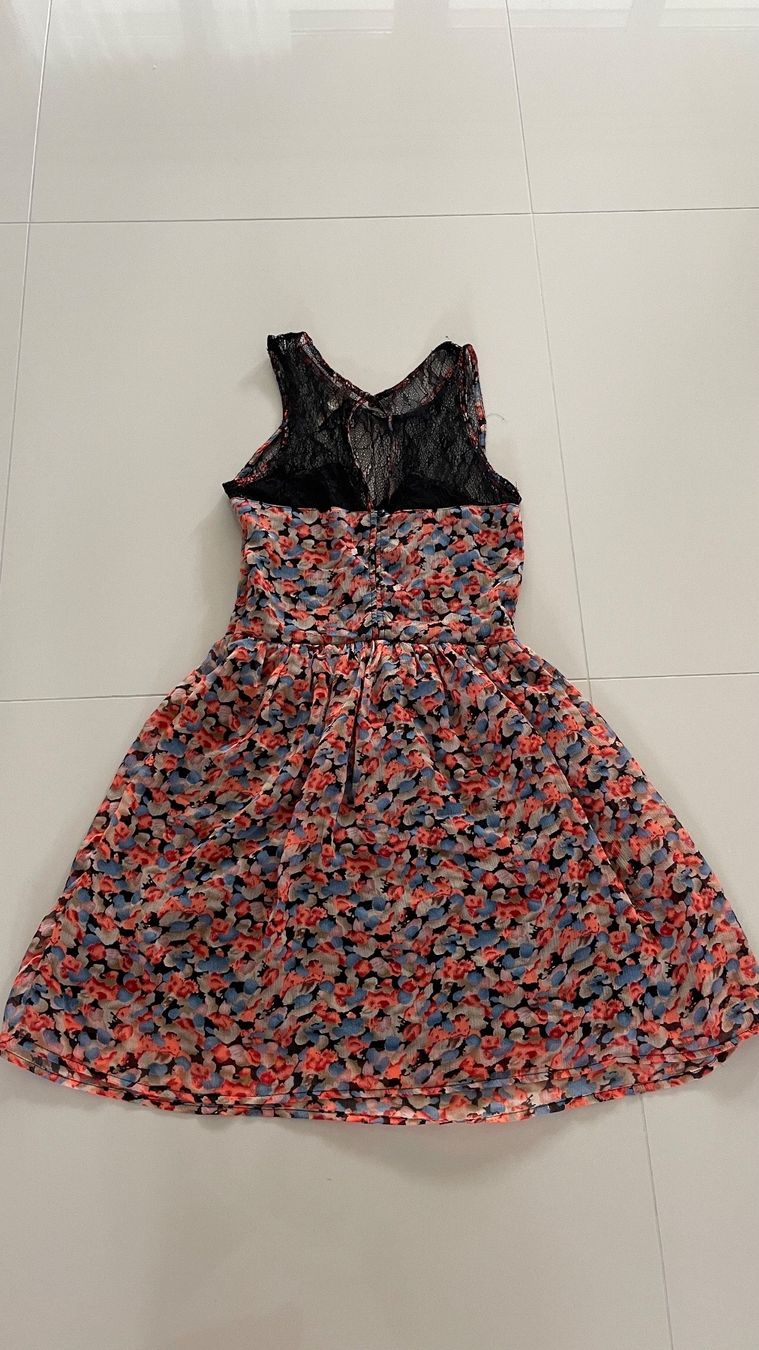 Bershka Vestiti: Damenkleid – Usato da Rheineck venduto da pssesolnet 1