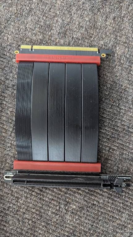 Cavi: Linkup PCIe 4.0 x16 Riser Kabel 10 cm – Usato da Richterswil venduto da Swisschris 2