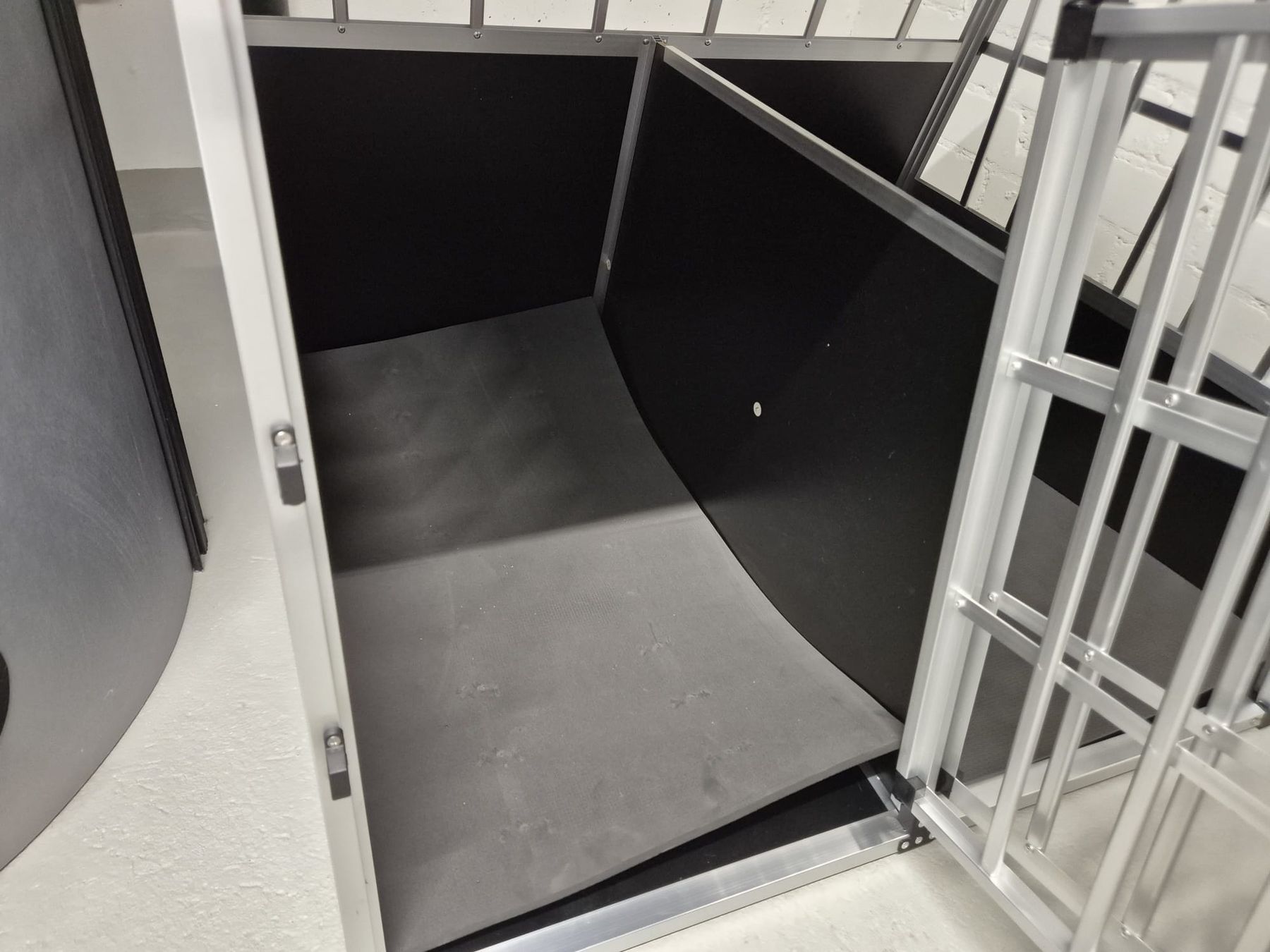 Gabbie, trasporto & Sicurezza: Hundebox Gross NEU! – Nuovo (secondo la descrizione) da Grosshöchstetten venduto da car_lg2b 6