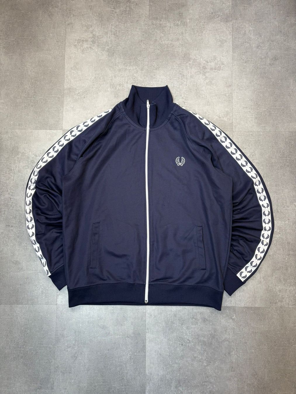 Fred Perry Jacken: Vintage Fred Perry Trainingsjacke - Grösse XL – Neu (gemäss Beschreibung) aus Werdenberg von hase.vintage