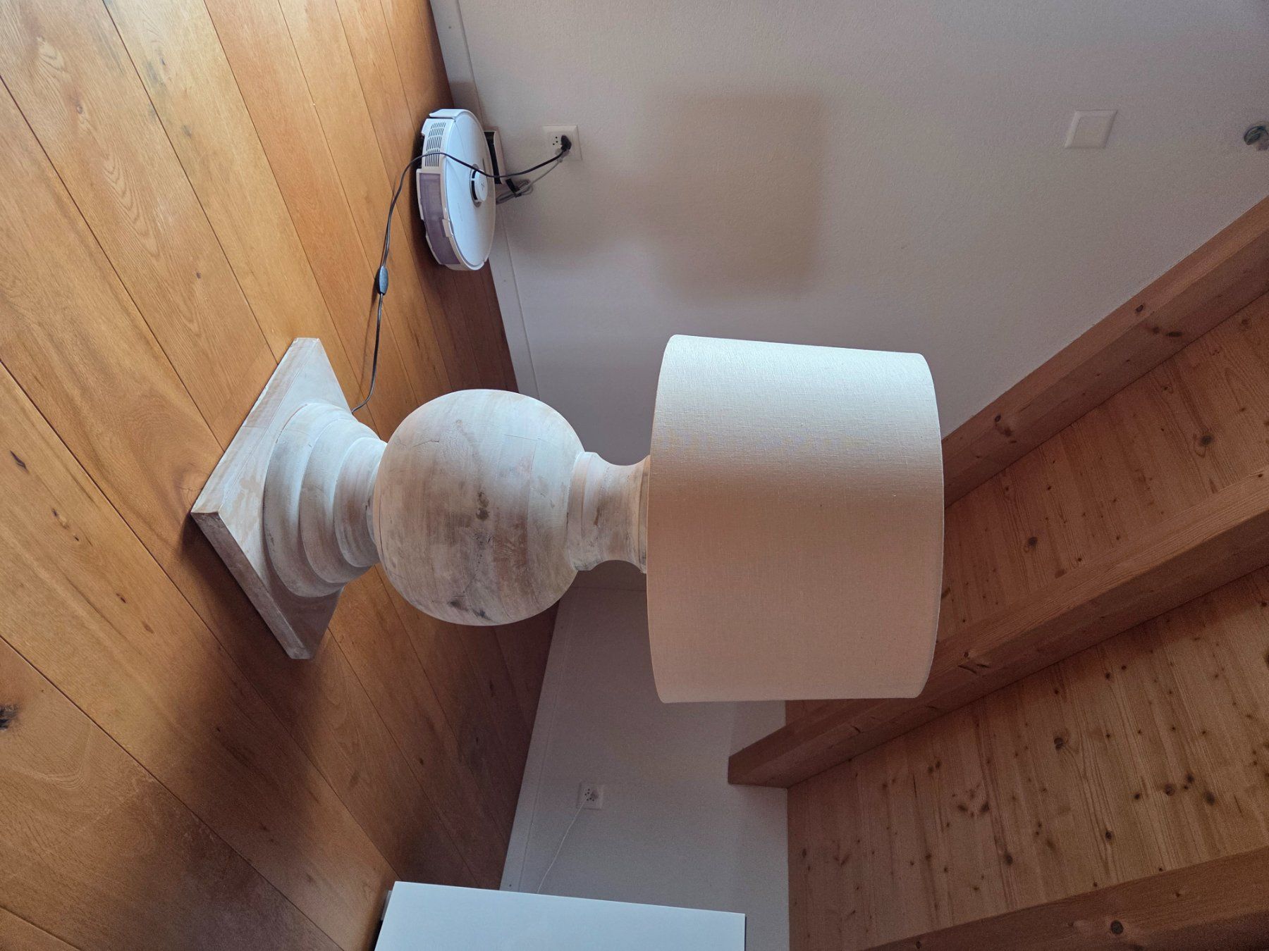 Lampes: Grosse und massive Stehlampe – D'occasion à Ossingen par Combeferre 2