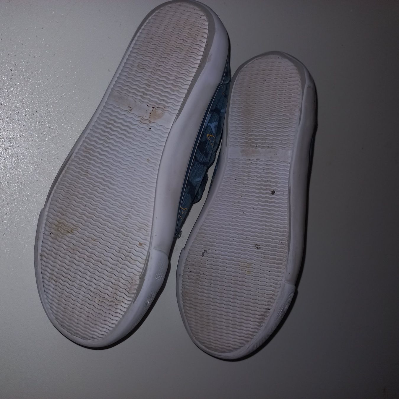 Scarpe per ragazzi: Halbschuhe gr.33 – Usato da Bachenbülach venduto da enigmatic 2